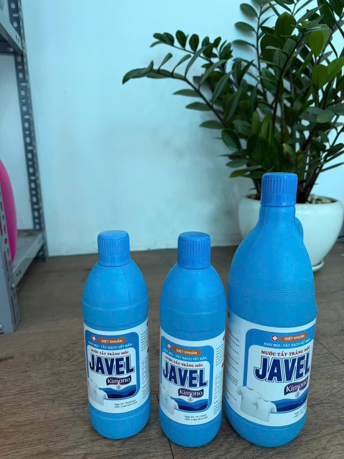 Chai tẩy quần áo JavelFamos 1L [BH: None]