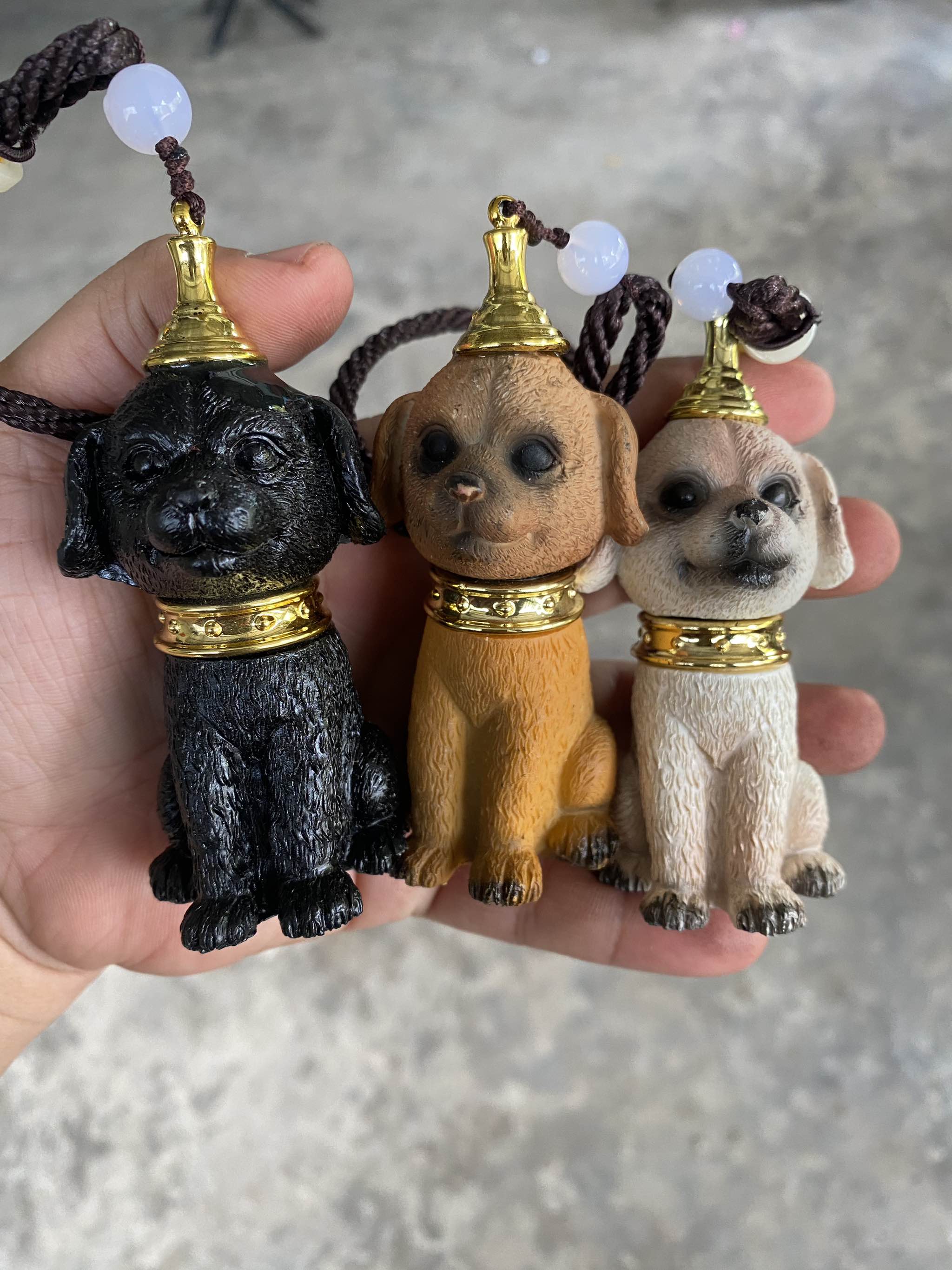 Móc treo xe phong thuỷ hình chó mang lại may mắn, bình an
