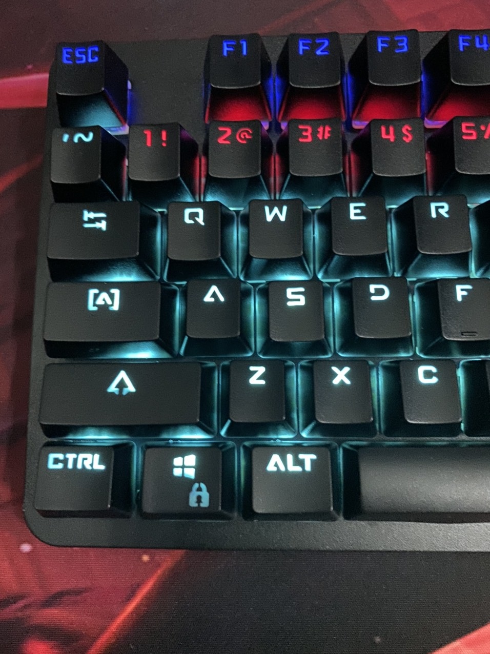Bàn phím cơ có dây K-913 CÓ LED siêu đẹp [bh 1 năm]