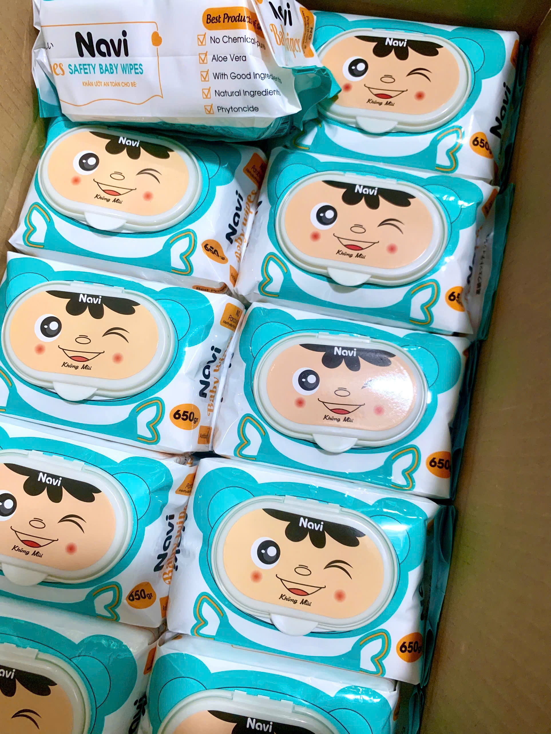 1 gói khăn giấy vệ sinh ướt NAVI 650gr không mùi hình BABY FACE NHẬT BẢN an toàn cho bé (thùng lớn 30 gói)