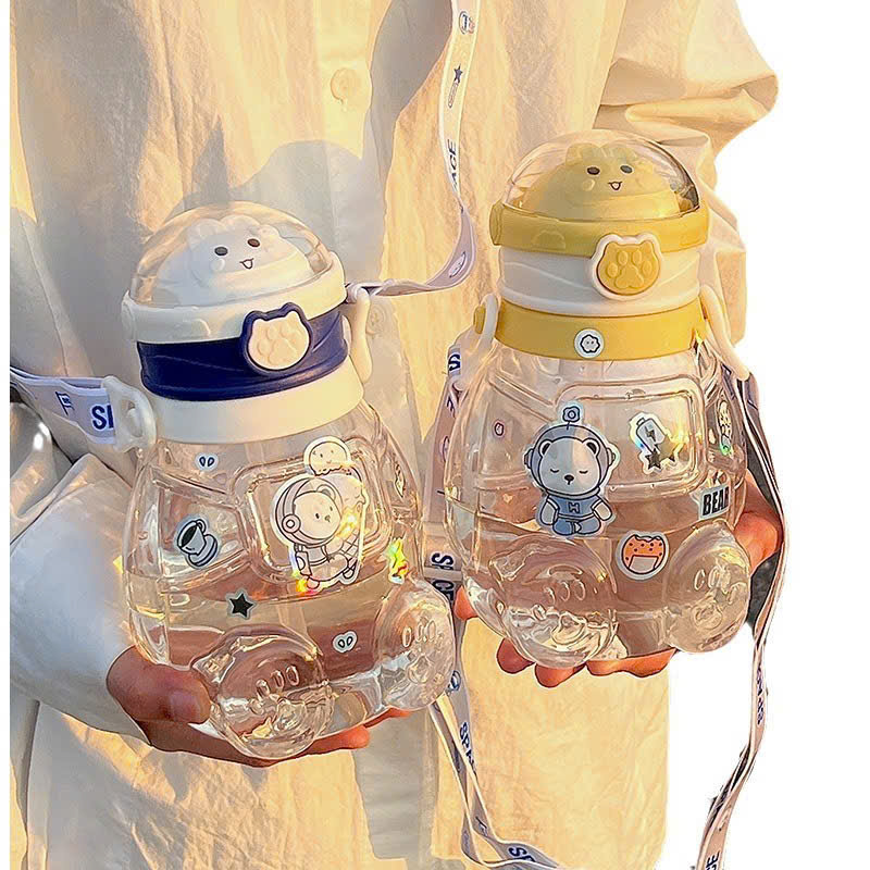 Bình đựng nước PHI HÀNH GIA GẤU 600ML cho bé, kèm ống hút, nút bấm tự động bật tiện lợi [BH: NONE]