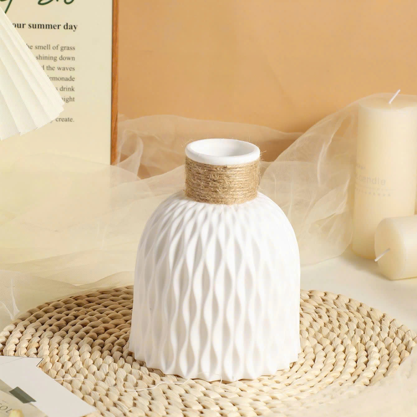 Bình hoa nhựa dáng Origami Trang Trí size 14.5x11x5cm- MÀU NGẪU NHIÊN [BH: NONE]