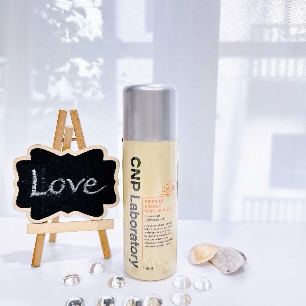Xịt Khoáng CNP Laboratory Propolis Energy Ampule Mist 50ml