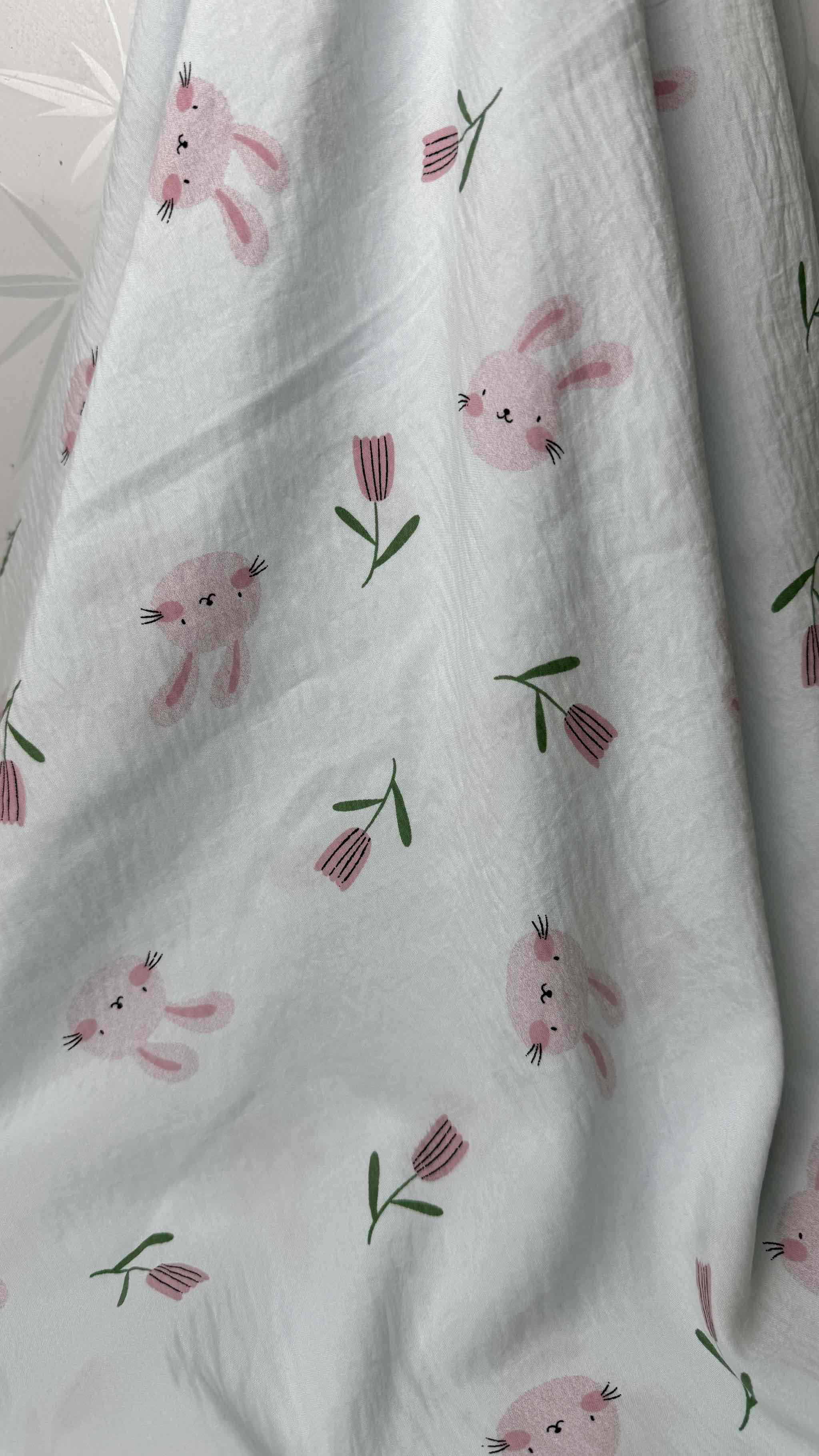 Vải Cotton hàn (đũi lạnh) in hoa, hình cute - may bộ, đầm, handmade, decor (dài 1m, khổ 1m6, vải cắt liền)