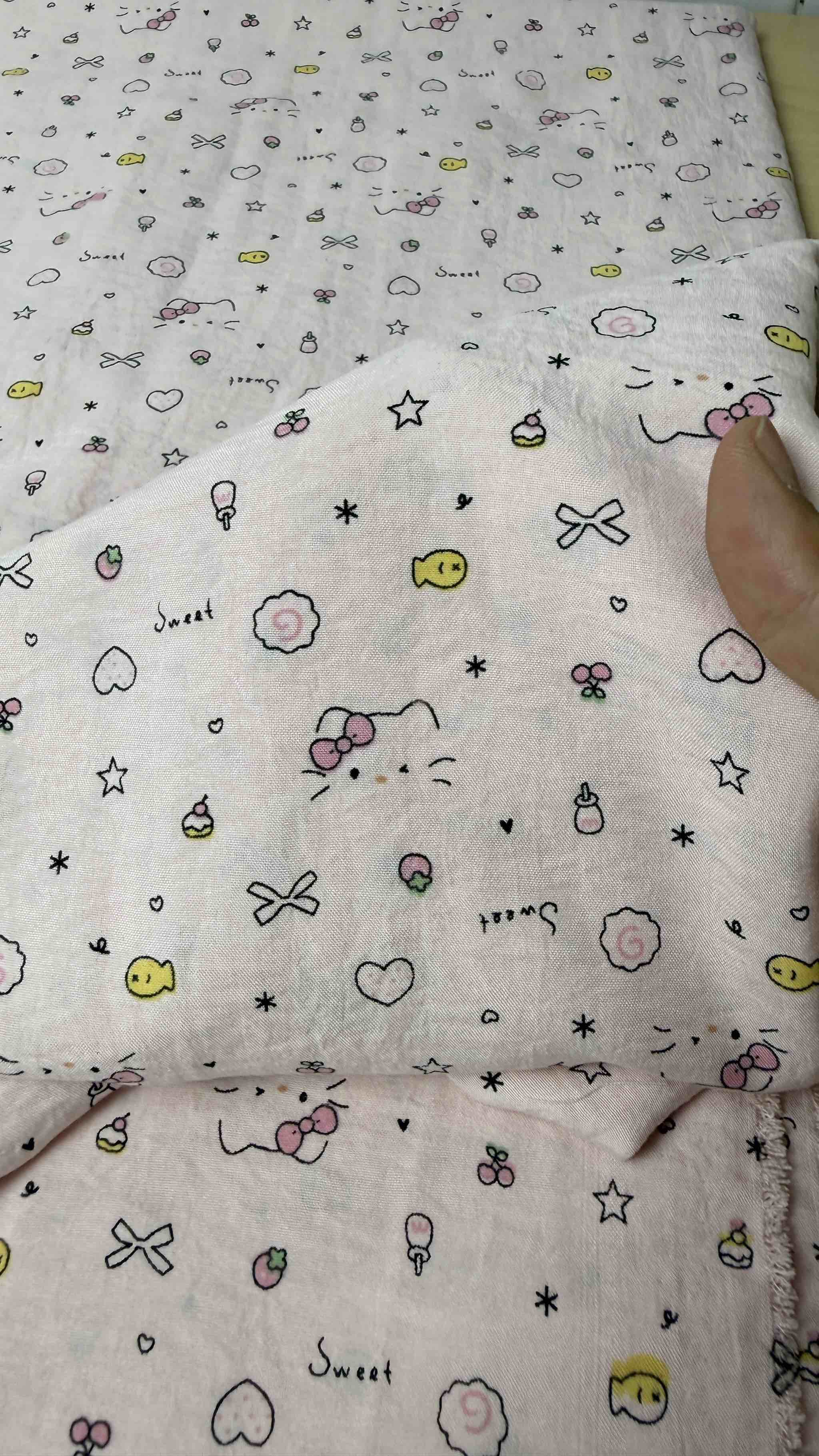 Vải Cotton hàn (đũi lạnh) in hoa, hình cute - may bộ, đầm, handmade, decor (dài 1m, khổ 1m6, vải cắt liền)