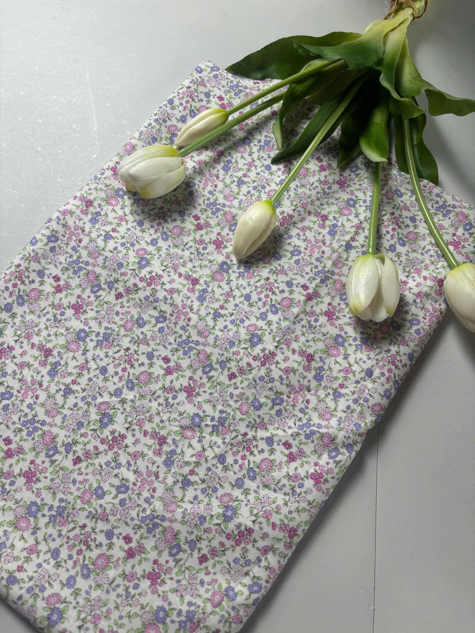 Vải Thô cotton in hoa, trái tim - may đầm, bộ, handmade, decor (dài 1m, khổ 1m45, vải cắt liền)