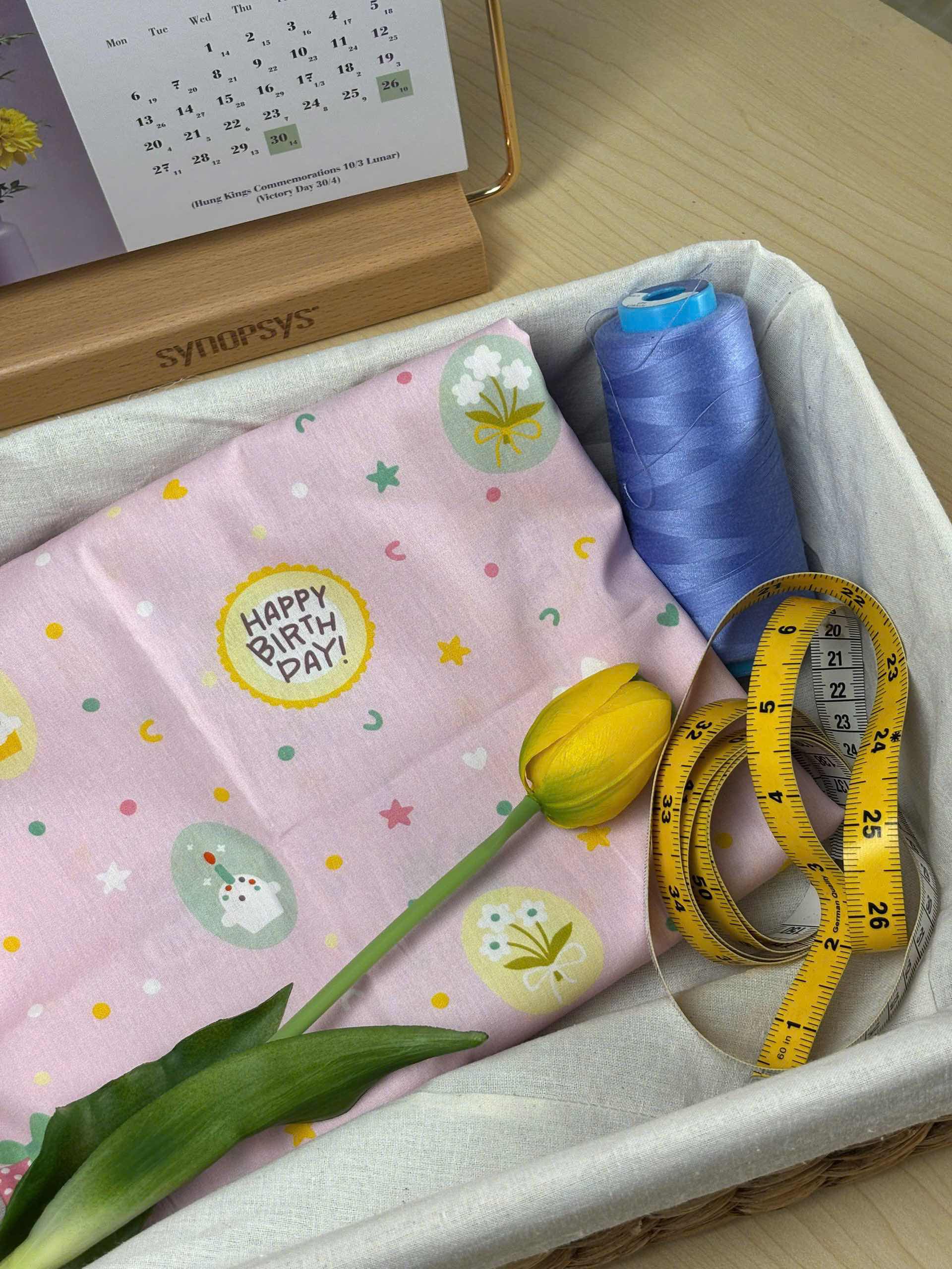 Vải Thô cotton - họa tiết sinh nhật, birthday, trang trí, quần áo, DIY (dài 1m, khổ 1.45m, vải cắt liền)