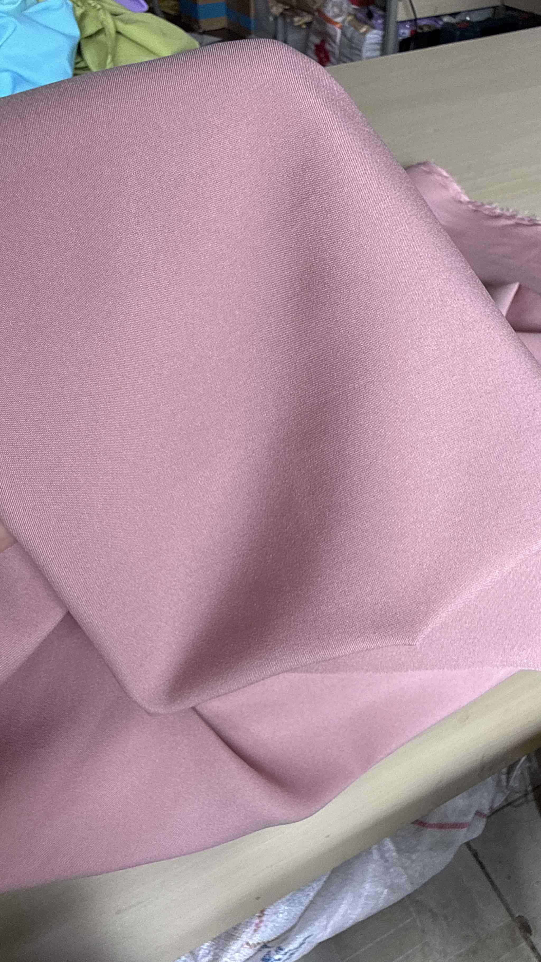 Vải Lót lụa - may lớp lót áo, đầm, lót túi, trang trí, phông nền chụp ảnh, decor, diy (dài 1m, khổ 1m5, vải cắt liền)