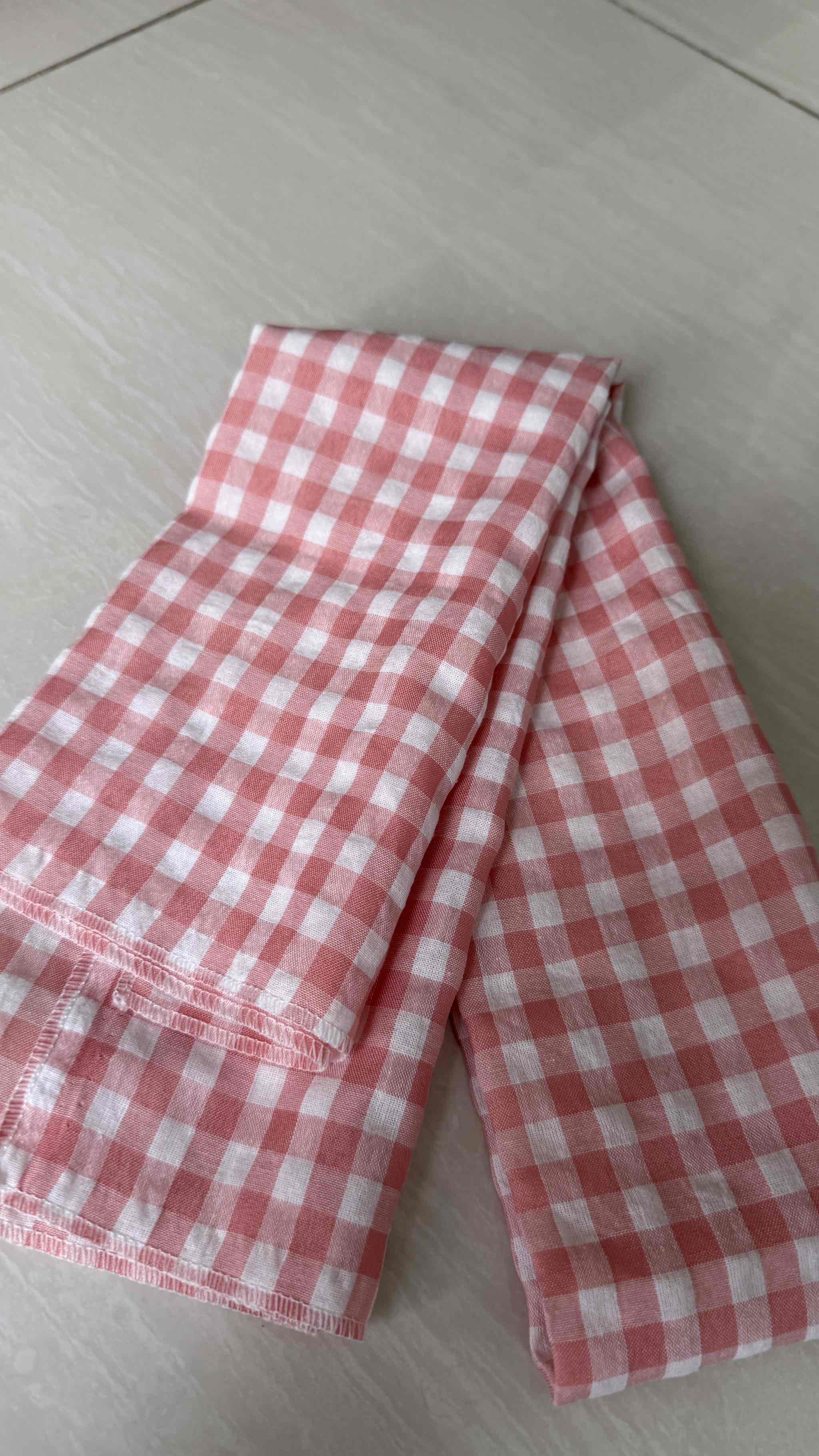 Khăn rằn Nam Bộ cho người lớn và trẻ em - nhận đặt số lượng và kích thước riêng theo yêu cầu.
