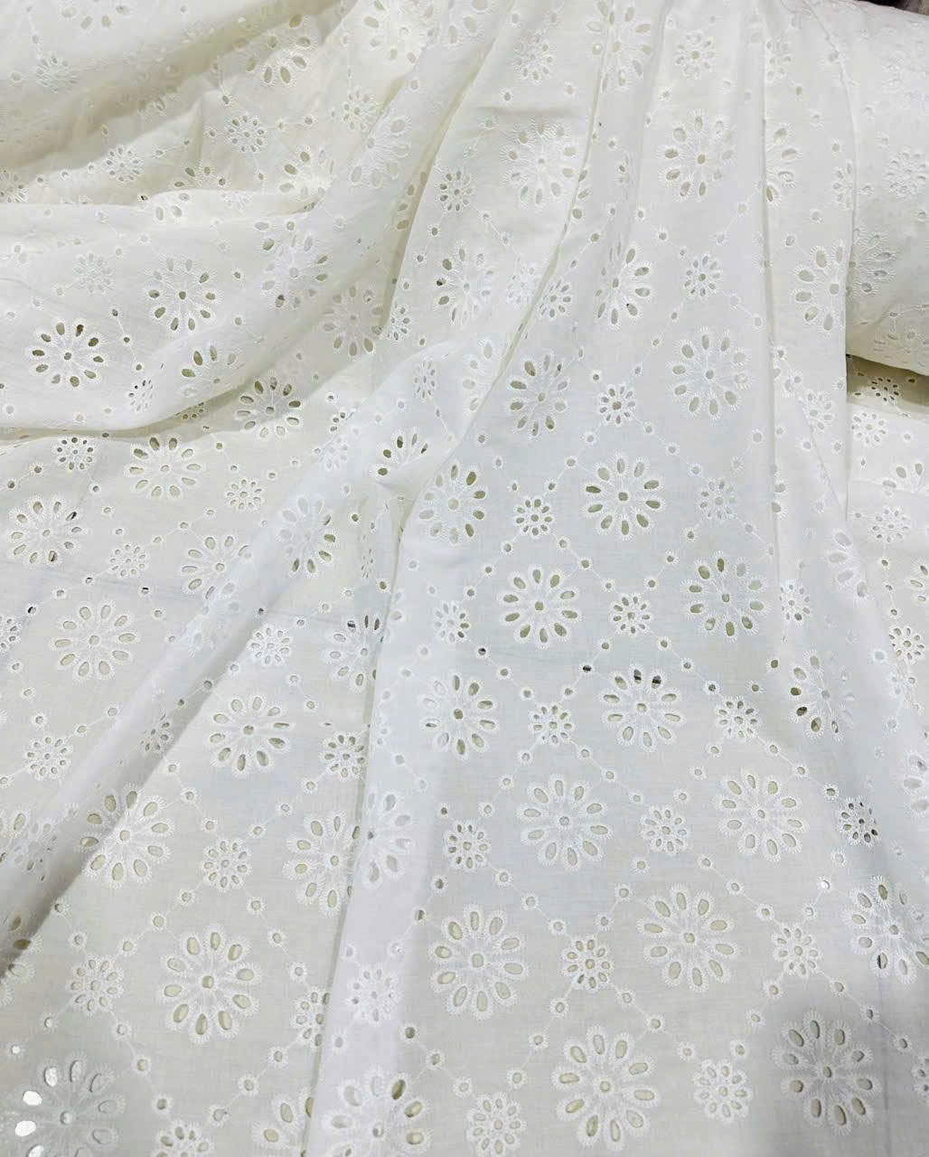 Vải boi (SLx0.5m khổ 1.35m) thêu bông chân hai đầu, boi lót