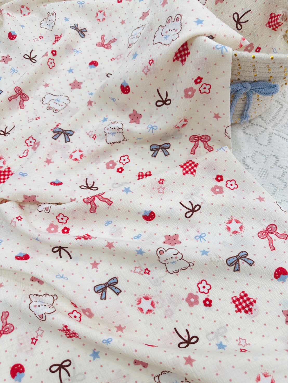 Vải xốp gạo (SLx0.5m khổ 1.5m) in hình dễ thương gấu, loopy, dâu, thỏ, nơ, kitty....