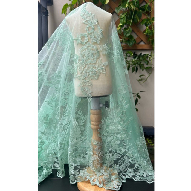 Vải lưới (SLx0.5m khổ 1.3m) thêu bông chân nhiều màu
