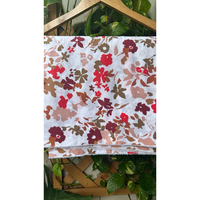Vải Kate (SLx0.5m khổ đa dạng) in hoa may đầm, áo, decor, khăn trải bàn, dã ngoại...