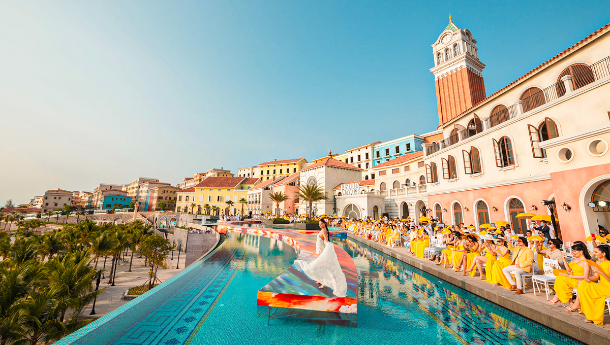 TOUR DU LỊCH PHÚ QUỐC - 3 ĐẢO - VINWONDER - SAFARI - GRANDWORD 3 NGÀY 2 ĐÊM - TẶNG CHỤP HÌNH FLYCAM