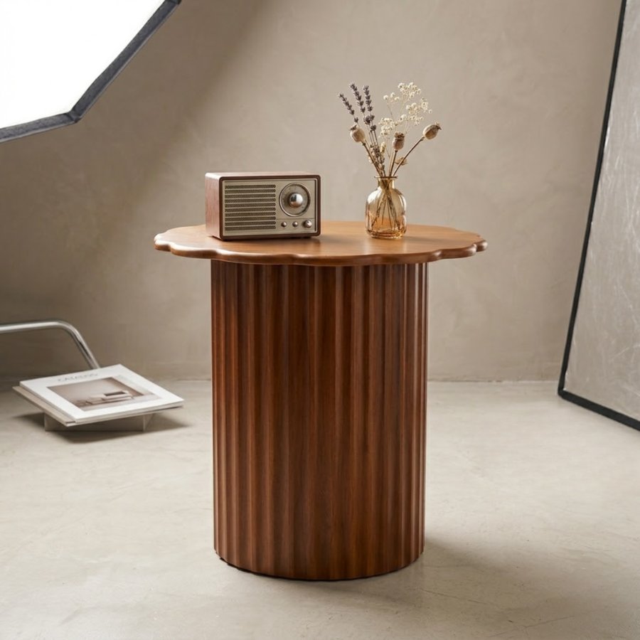 Bàn gỗ decor chụp ảnh nghệ thuật cho studio