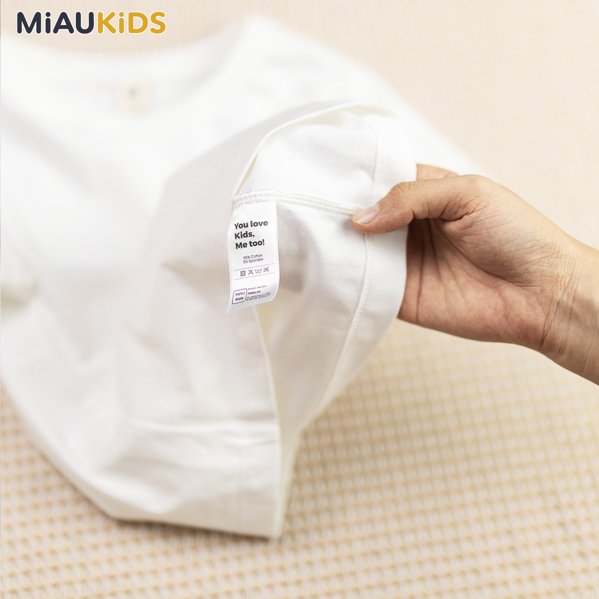 Áo Thun Trơn Cotton Cao Cấp Cho Bé Trai - Thoáng Mát Mềm Mịn - MiauKids