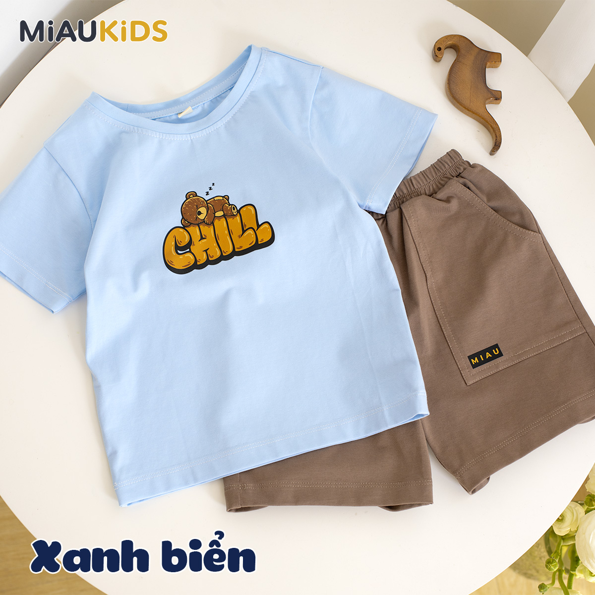 Đồ Bộ Bé Trai Cotton Họa Tiết Gấu Chill Cộc Tay Thoáng Mát MiauKids