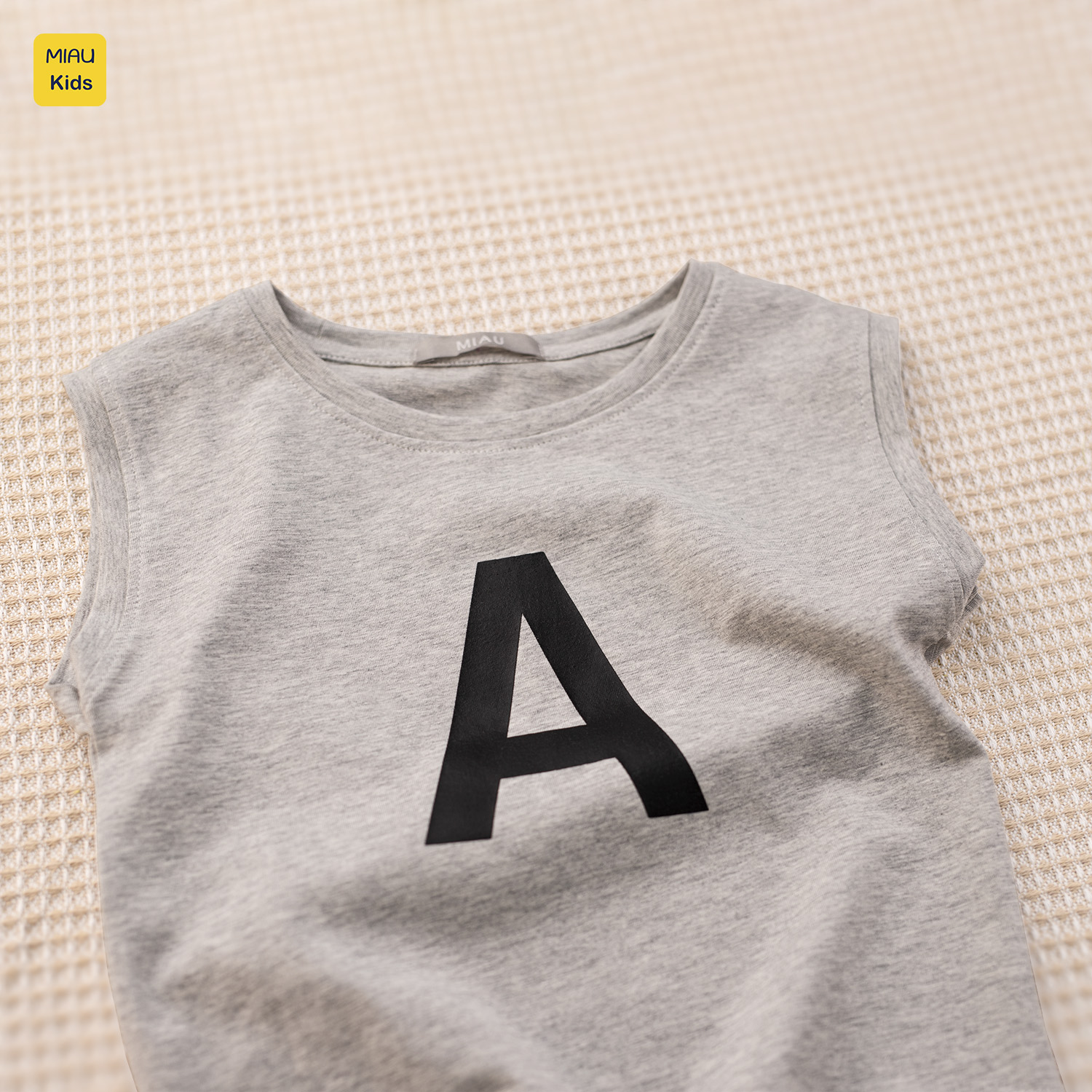 Áo ba lỗ bé trai in chữ A, B, C, D phong cách dễ thương, chất Cotton mềm mịn mát cho bé mặc nhà đi học đi chơi