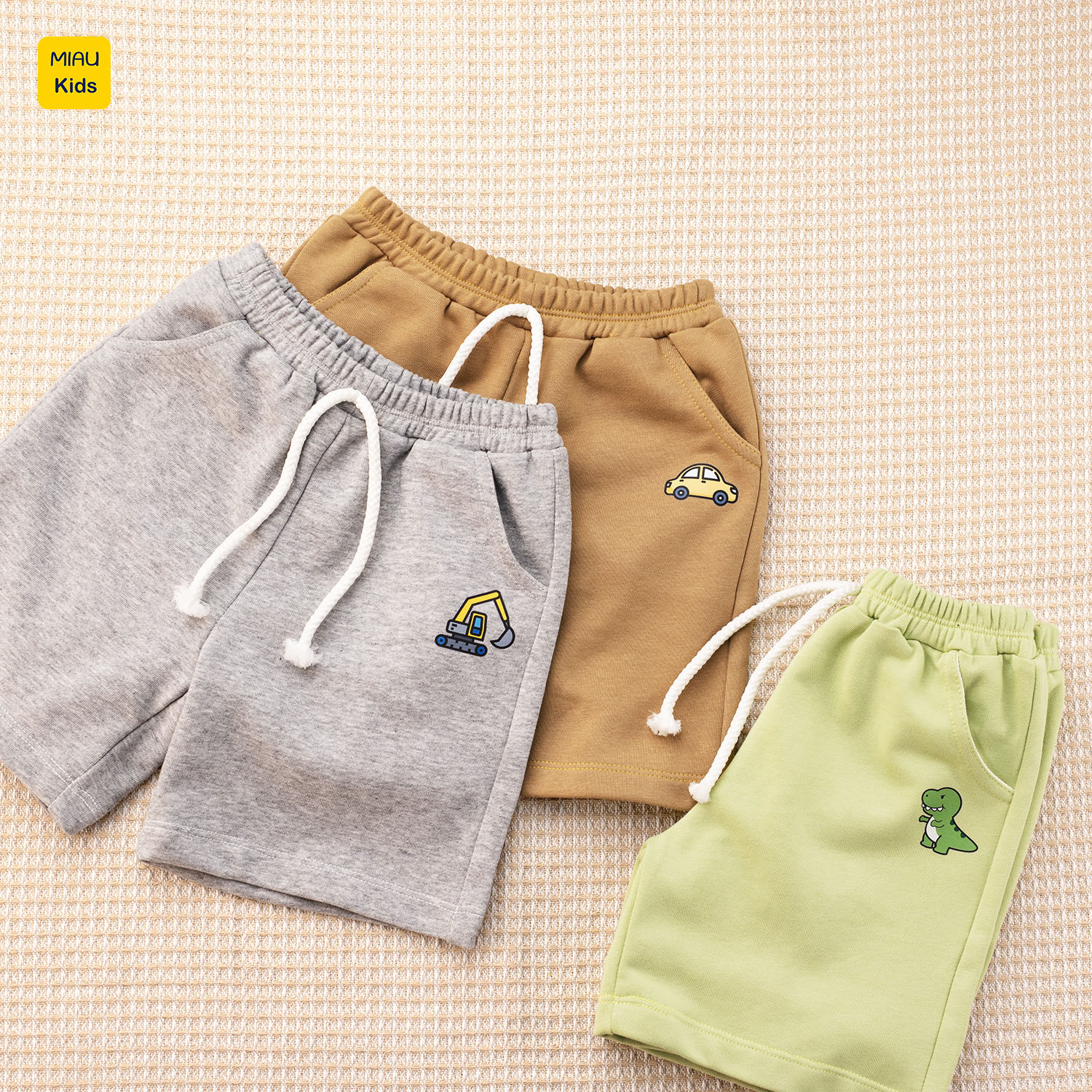 Quần đùi bé trai hoạ tiết đáng yêu, chất thun nỉ cotton đứng form, mềm mát cho bé mặc đi học đi chơi - Quần áo trẻ em