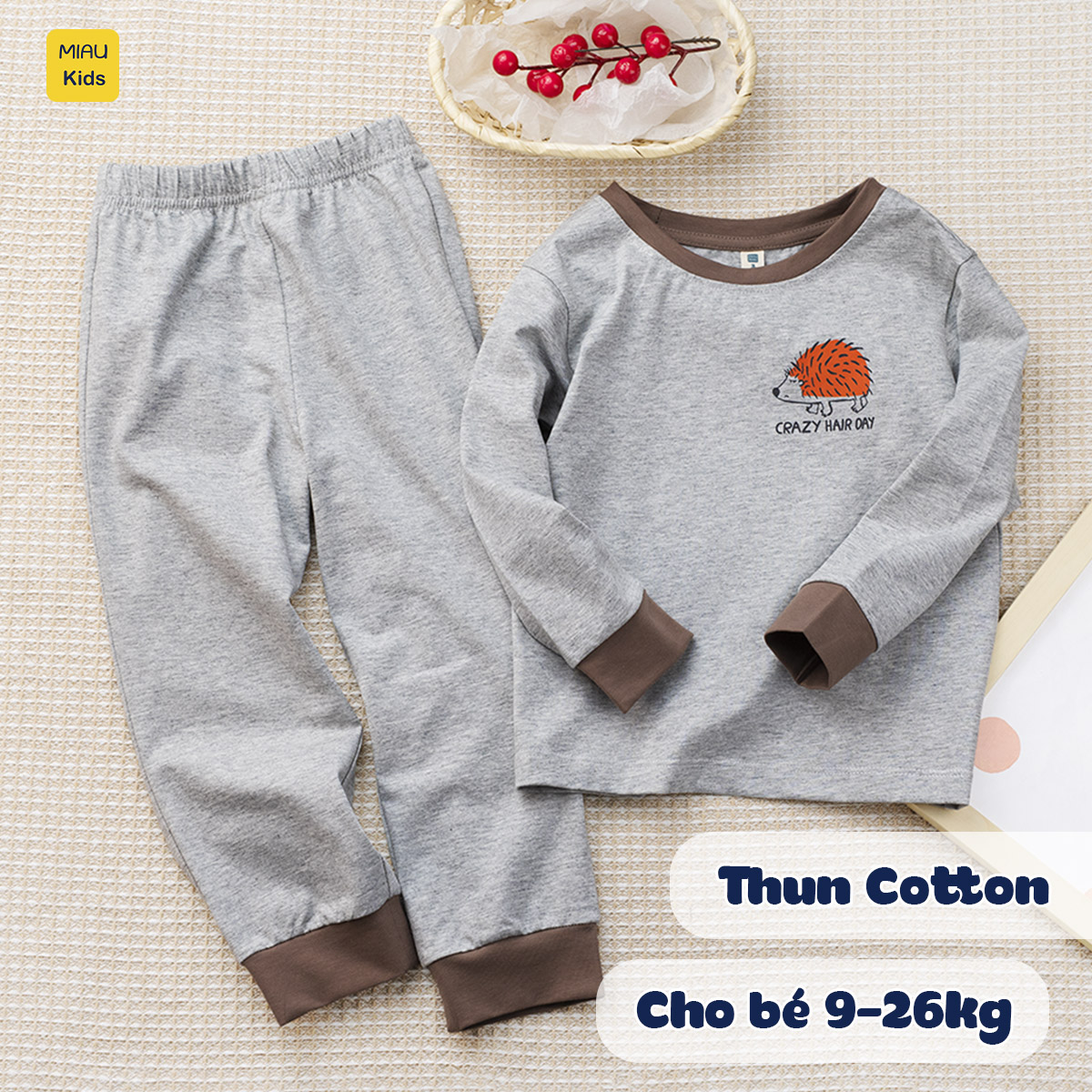 Bộ dài tay cho bé hoạ tiết chú chú nhím dễ thương, thun cotton mềm mịn mát cho bé mặc nhà rất thích