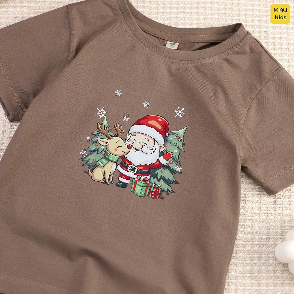 Áo Thun Cho Bé Trai, Bé Gái In Hình Ông Già Noel Và Chú Tuần Lộc-  Món Quà Thú Vị Cho Mùa Noel