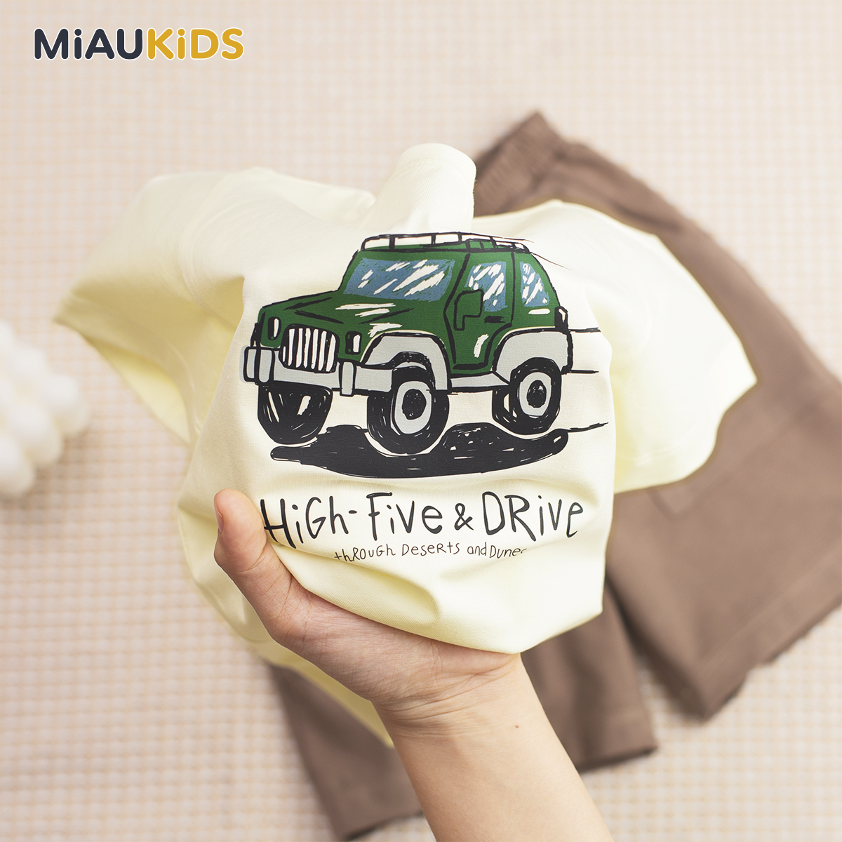 Bộ đồ bé trai cotton xe ô tô cá tính mềm mát cho bé mặc hè