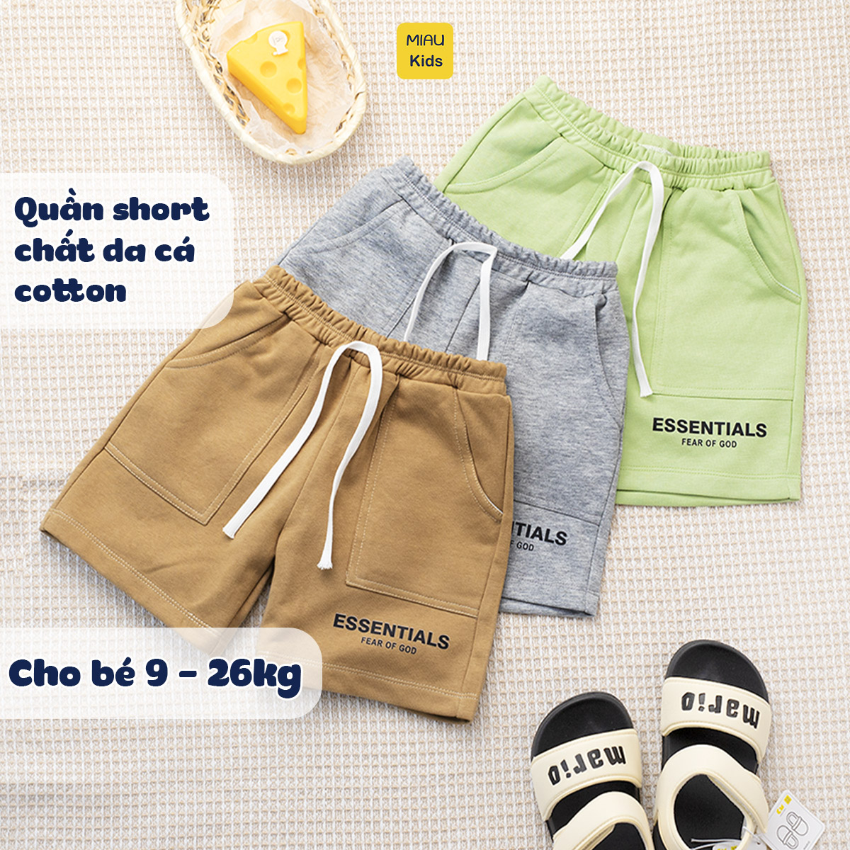 Quần đùi bé trai hoạ tiết chữ Essential, chất thun nỉ cotton đứng form, mềm mát cho bé mặc đi học đi chơi