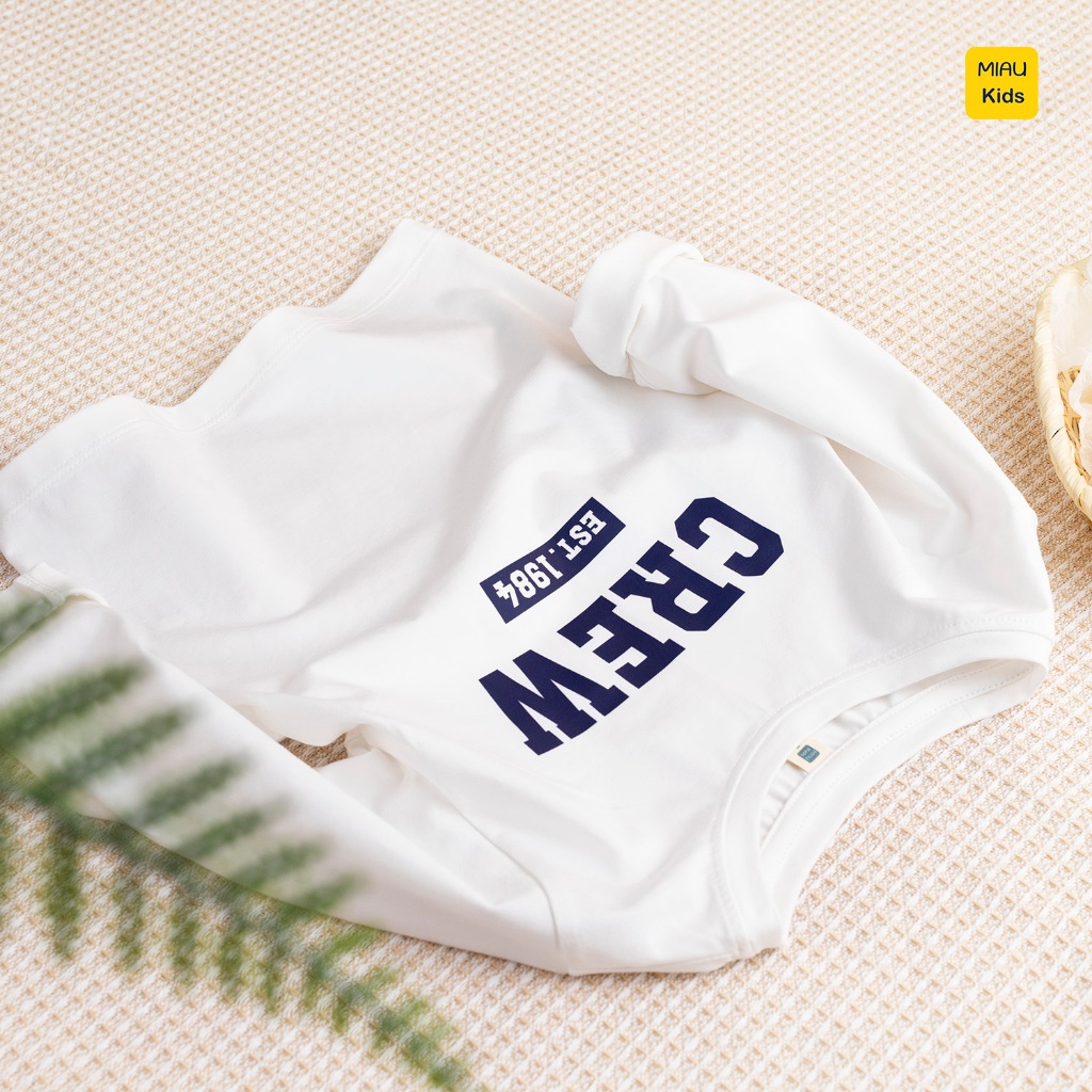 Áo thun dài tay cho bé in chữ Crew dễ thương cá tính, chất thun cotton mát mịn cho bé mặc đi học đi chơi