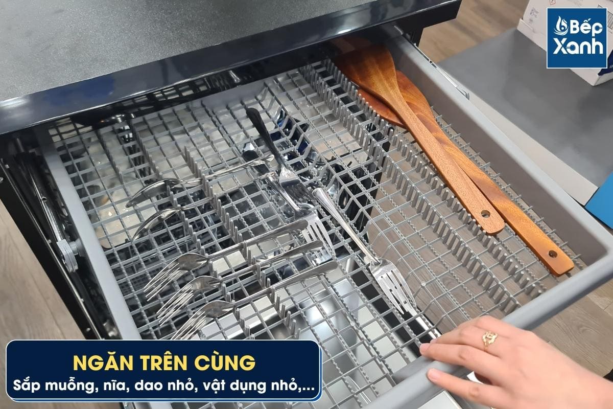Máy Rửa Chén Độc Lập 15 Bộ Hafele HDW-F60F 533.23.310 / Tặng bếp từ đơn 2.660.000đ