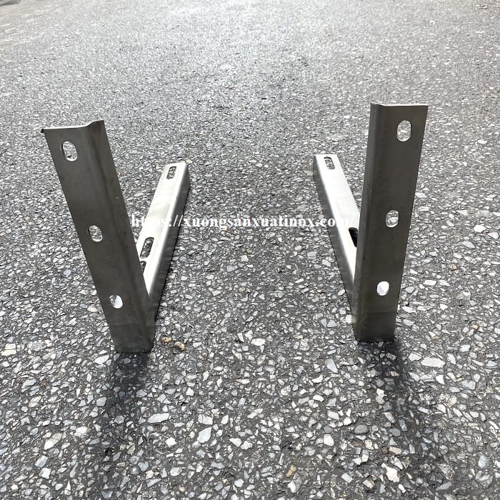 Chân giá điều hòa INOX304 công suất 24.000 btu - bao gồm bộ ốc vít
