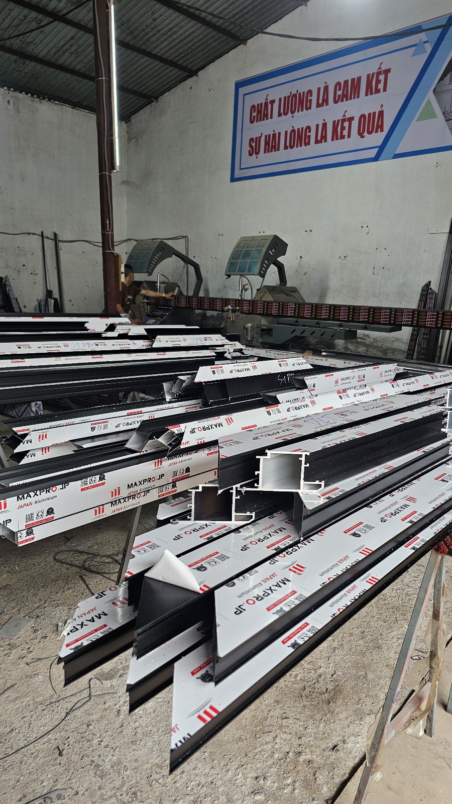 Thi Công Nhôm Maxpro Tại Nghệ An – Hà Tĩnh | JB HOME Cửa Nhôm Cao Cấp