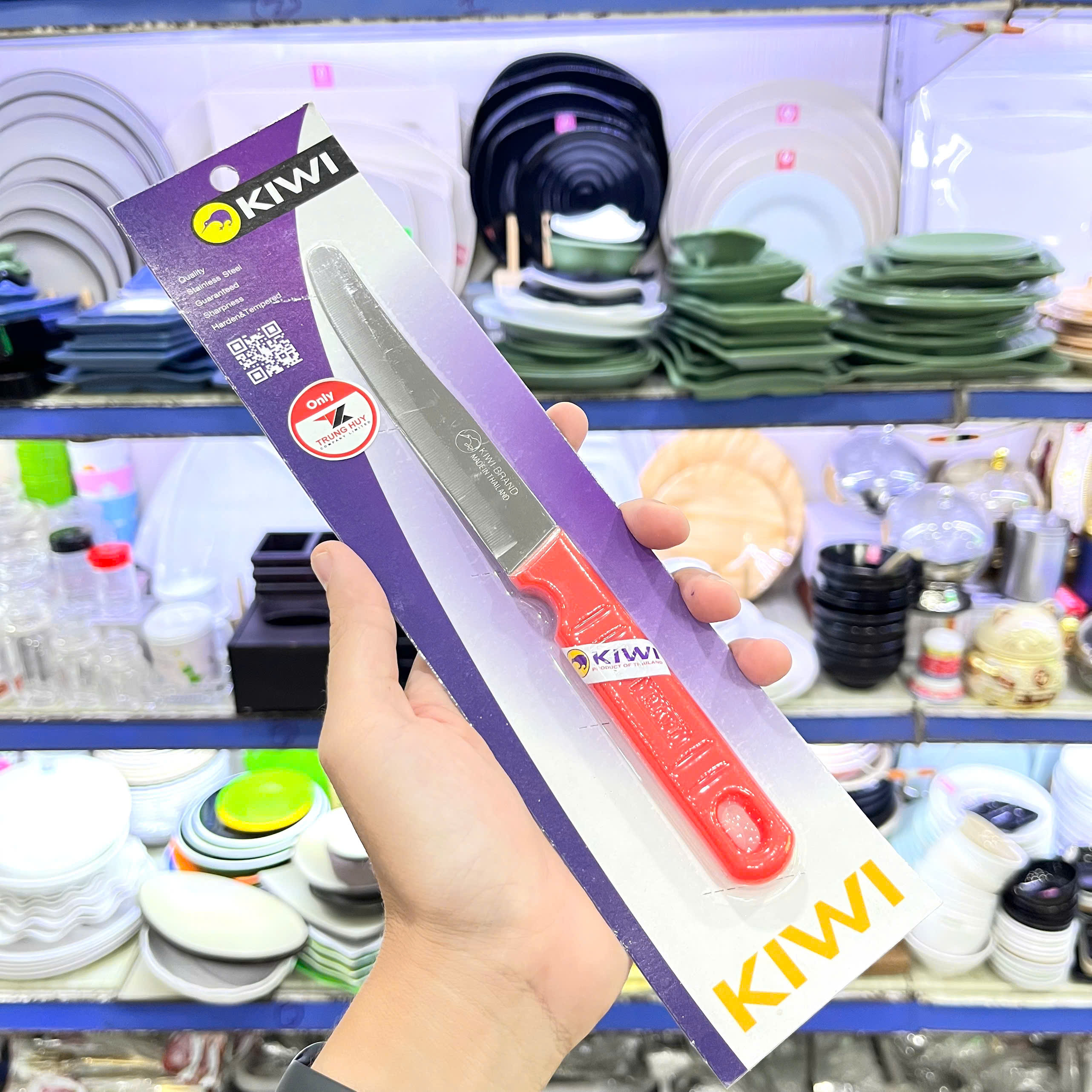 Vỉ Dao Kiwi 512 Cán Nhựa Đỏ Cao Cấp - Hàng Nhập Khẩu Thái Lan