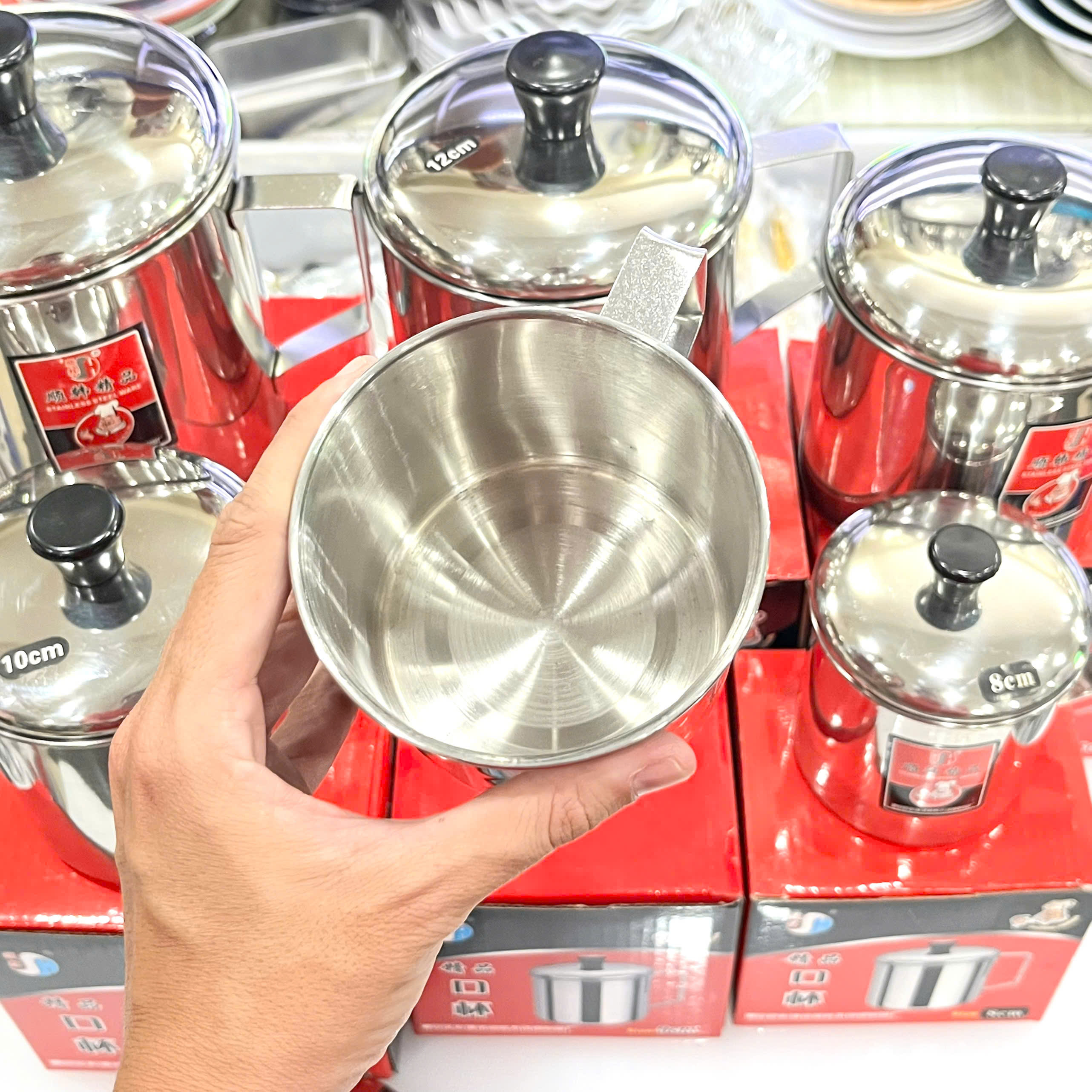 Ca Inox Có Nắp Hộp Đỏ Nhiều Size
