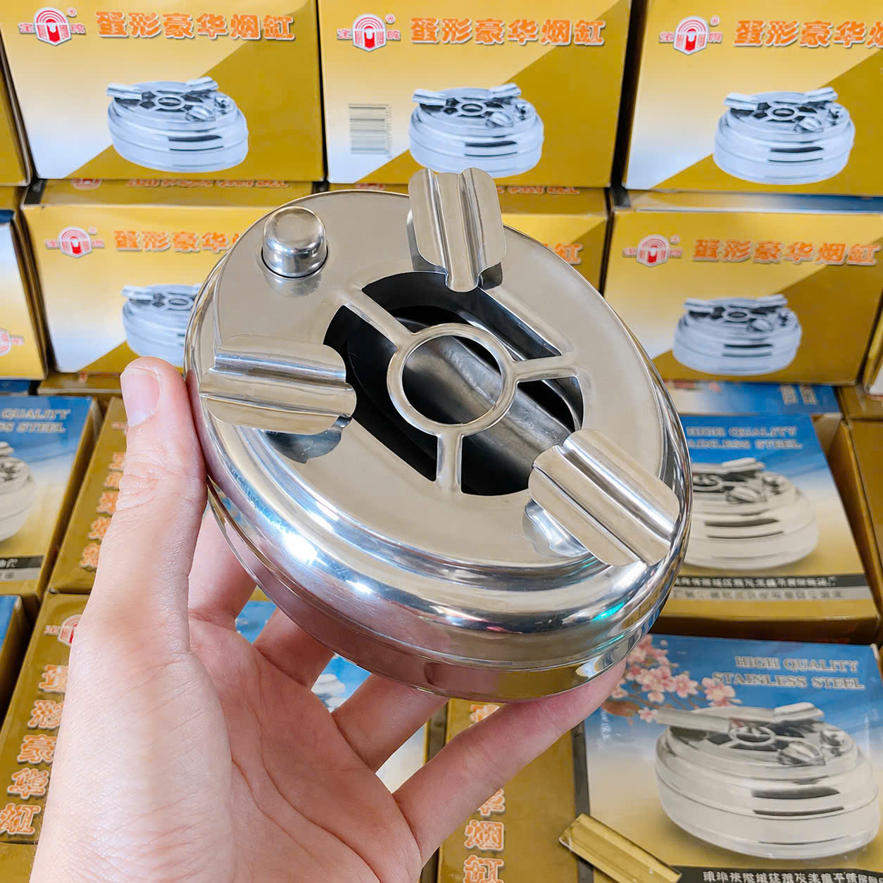 Gạt Tàn Bấm Inox Tiện Dụng