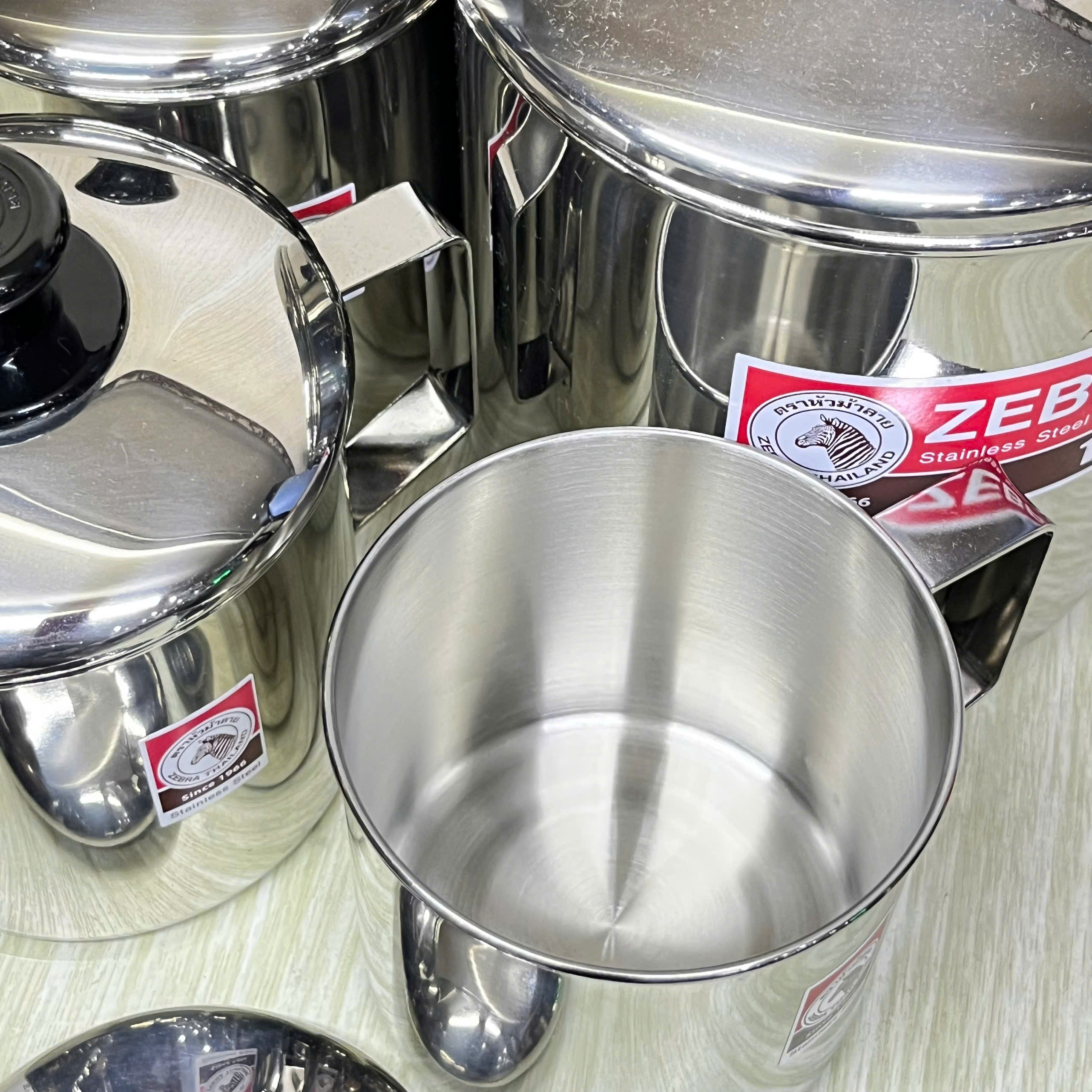 Ca Nước Zebra Inox 304 Có Nắp Nhiều Size - Nhập Khẩu Thái Lan
