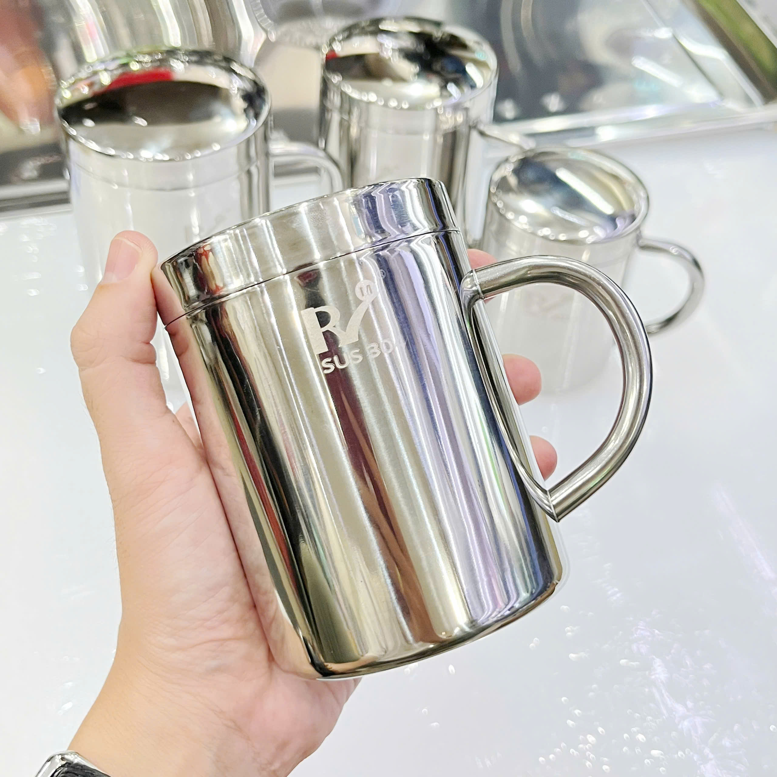 Ca Inox 304 2 Lớp Cách Nhiệt Có Nắp