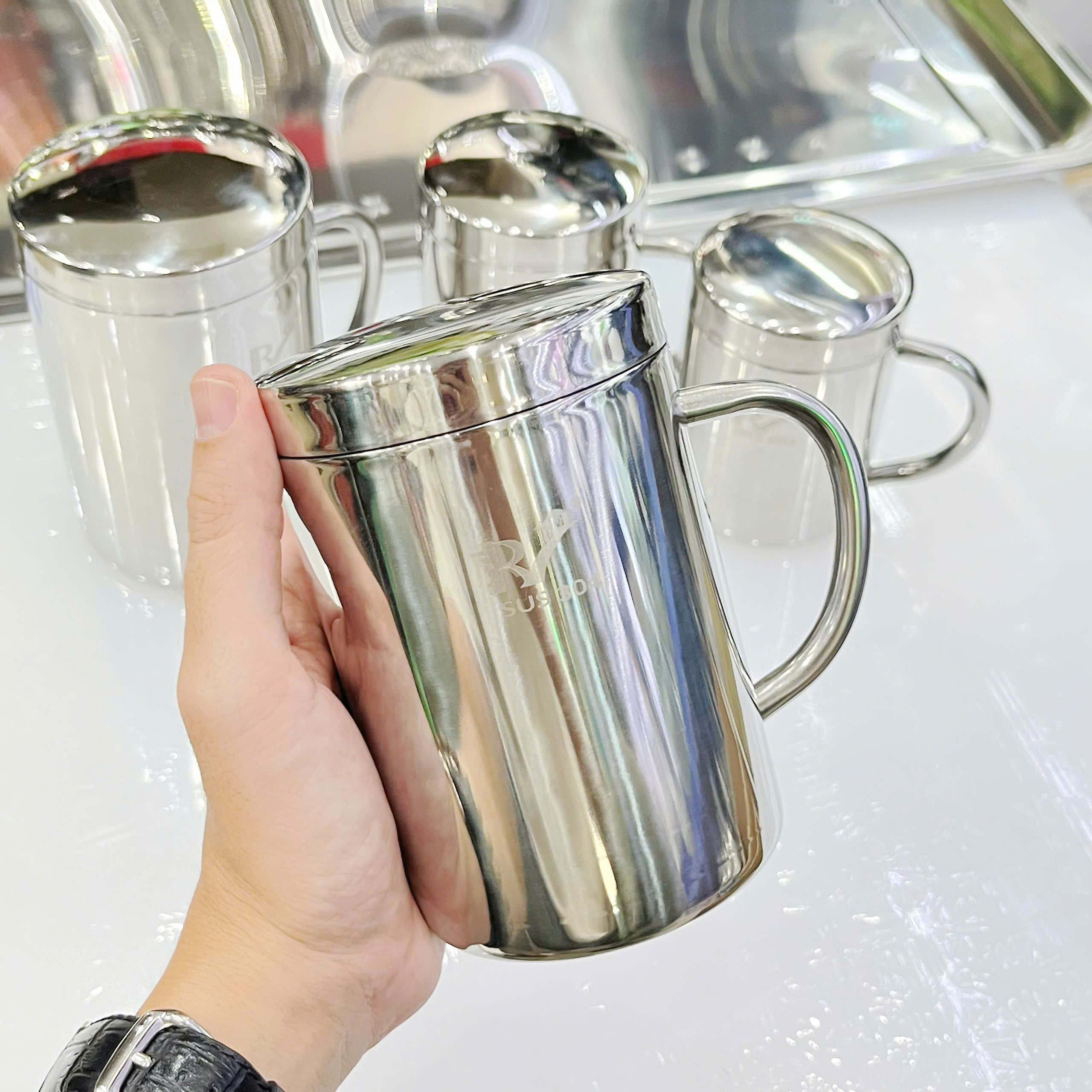 Ca Inox 304 2 Lớp Cách Nhiệt Có Nắp