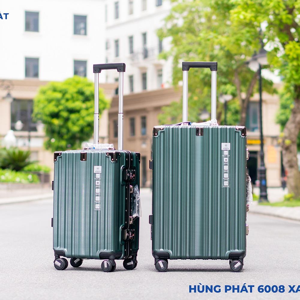 [Size 24] Vali khung nhôm HÙNG PHÁT 6008 Nhựa PC Khóa Sập Có Khay Để Cốc Móc Treo Tiện Lợi