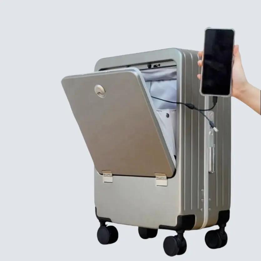 Vali Doanh Nhân TRAVELKING KN 8082 - Ngăn Laptop Chống Sốc, Cổng Sạc USB, Khóa TSA An Toàn, Bánh Xe 360° Linh Hoạt