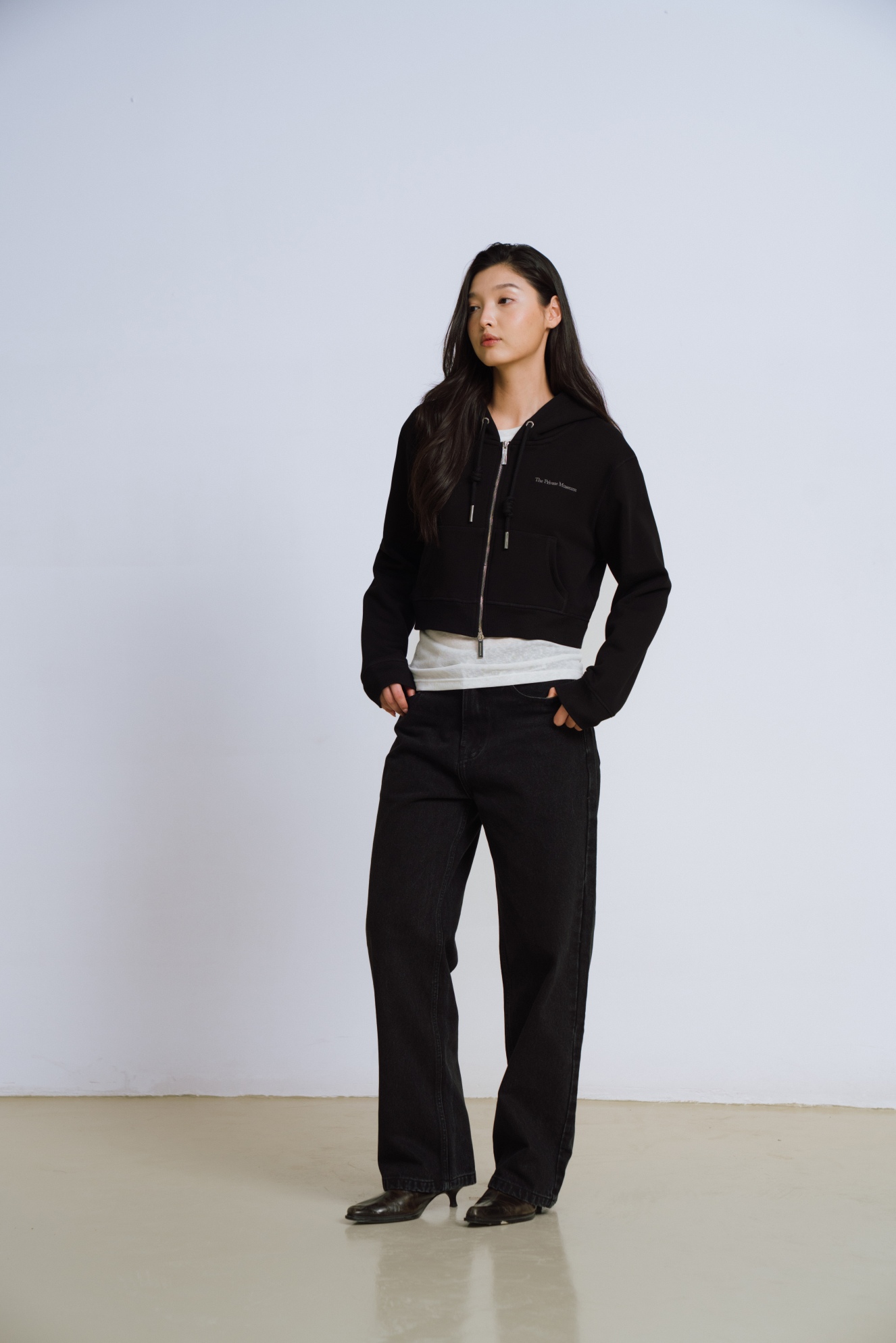 Black Embroider Private Hoodie Zip Cropped