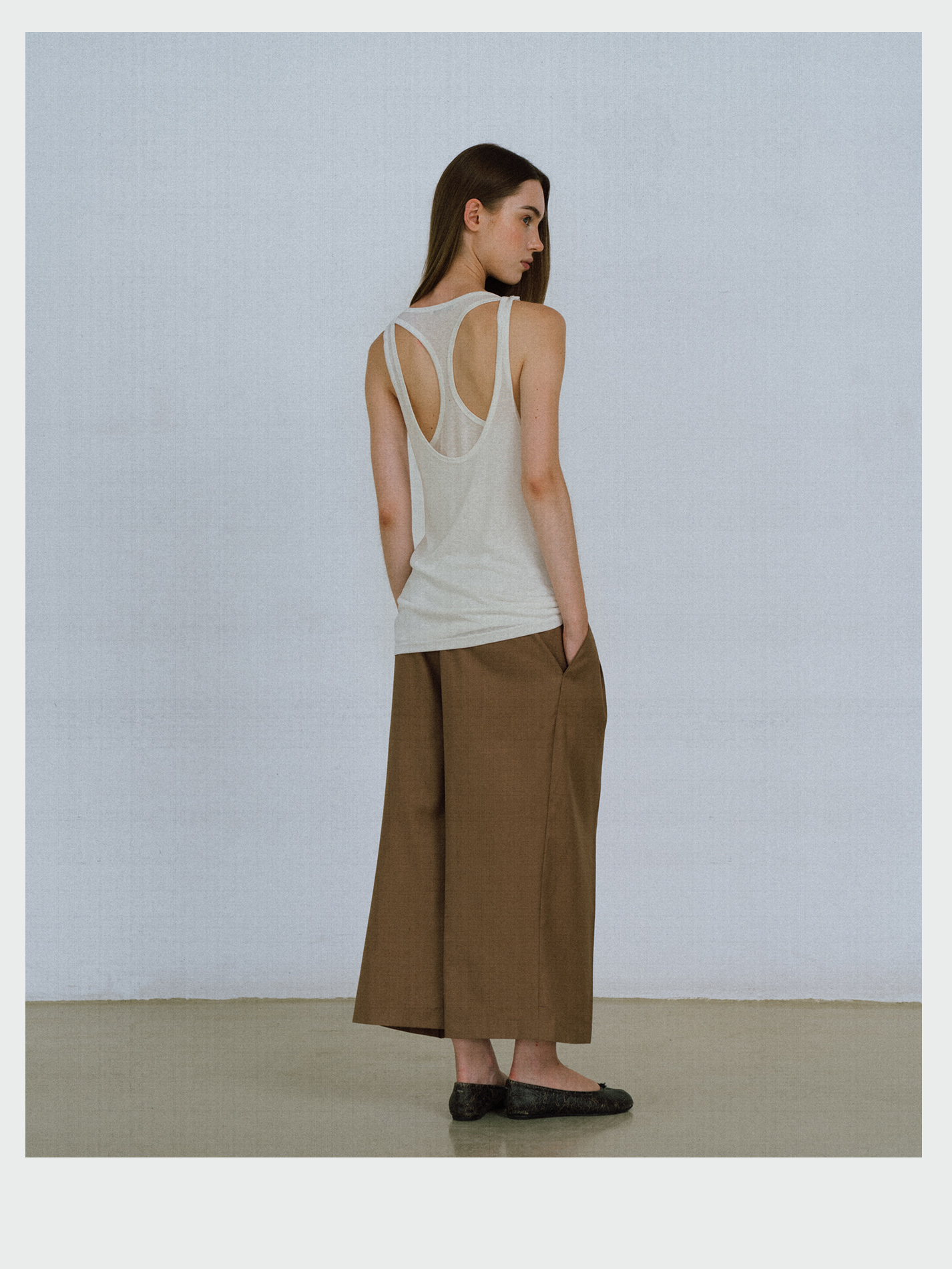 Wool-Wide Cropped Trousers