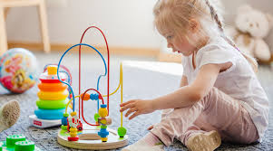 Cách chọn đồ chơi an toàn cho bé yêu theo tiêu chuẩn Mỹ