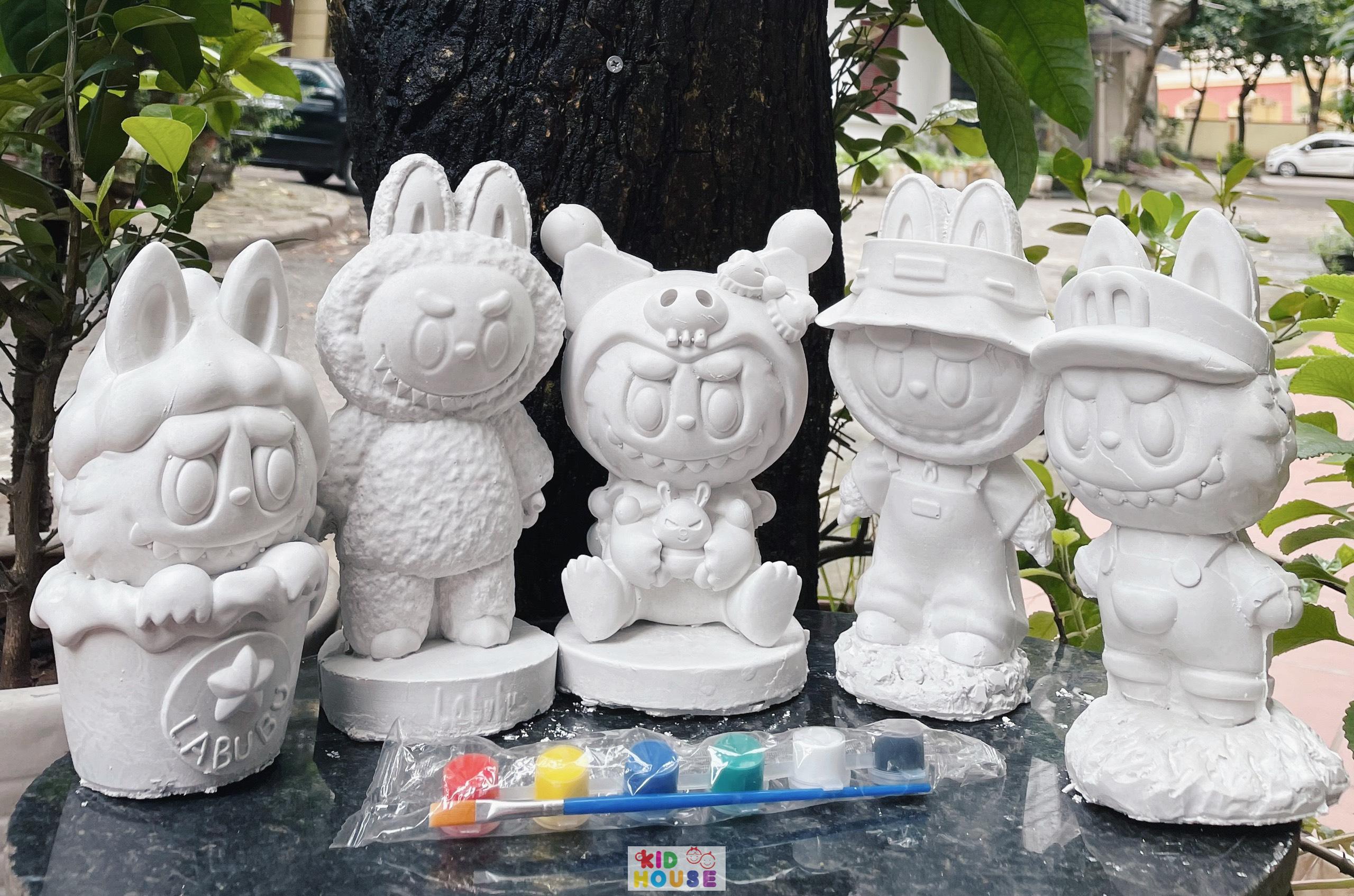 (Size to 16-23cm) Tượng thạch cao bé ba, labubu, kuromi, capybara, công chúa, siêu nhân, Set tô tượng kèm màu và bút vẽ