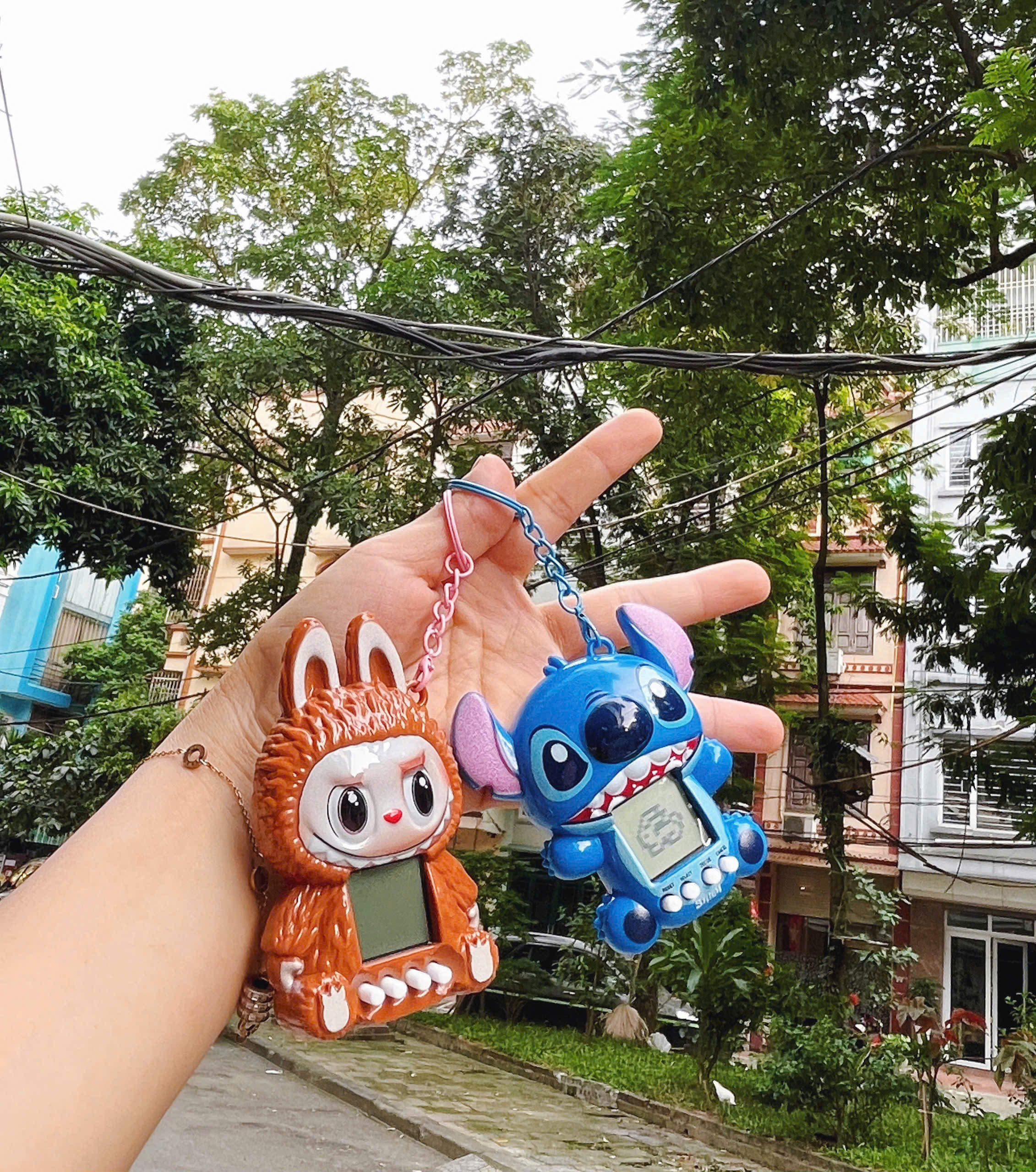 Máy game nuôi thú ảo mini labubu, stick kèm móc khóa dễ thương, rèn luyện tính kiên nhẫn và trách nhiệm