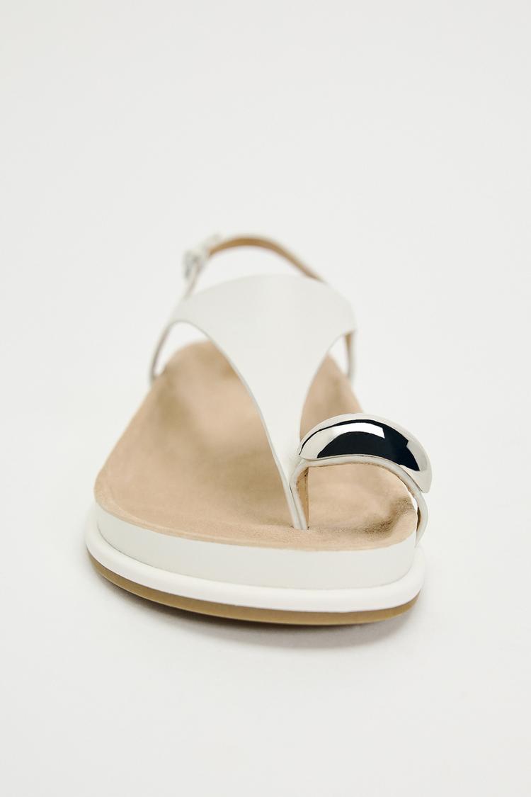 METALL BEZAK KOMPONENTLI CHARM SANDAL