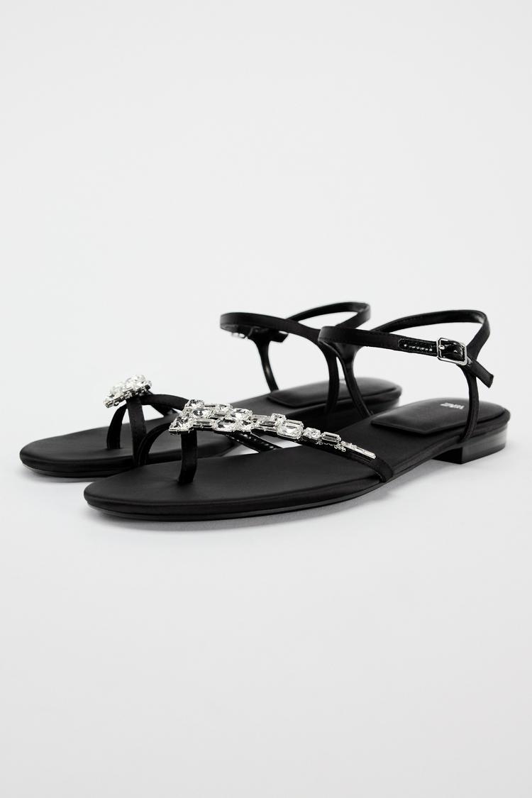 BEZAKLI YASSI SANDAL