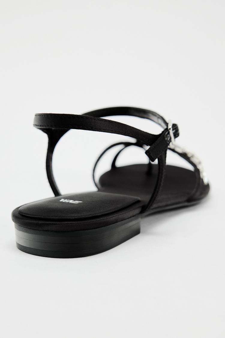 BEZAKLI YASSI SANDAL