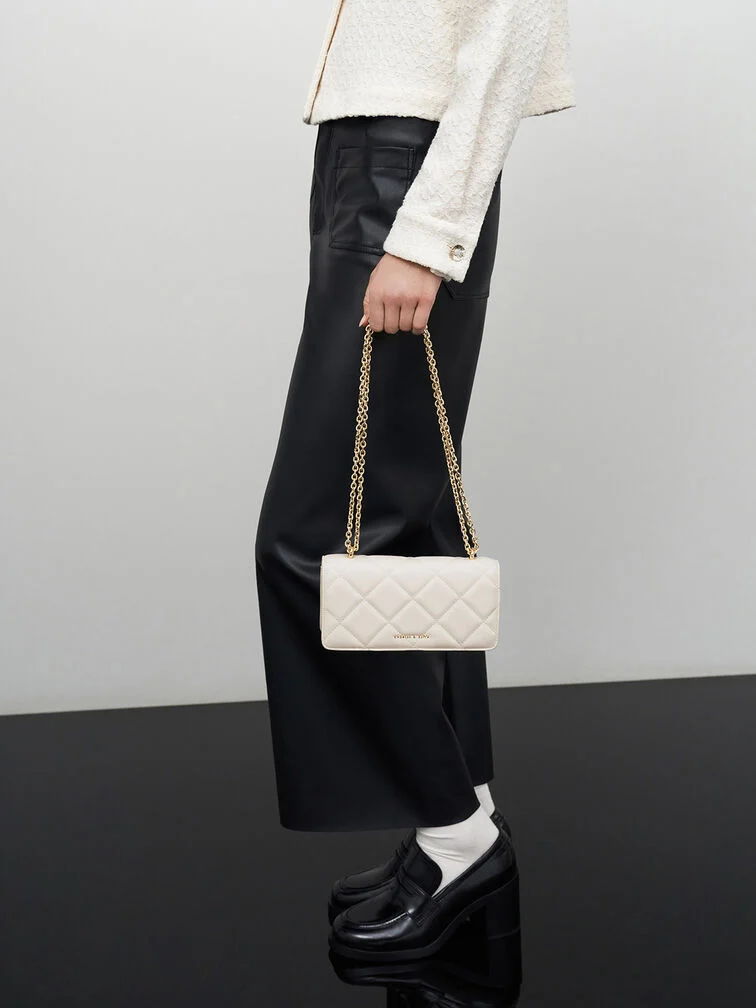 Handle Quilted Long Wallet