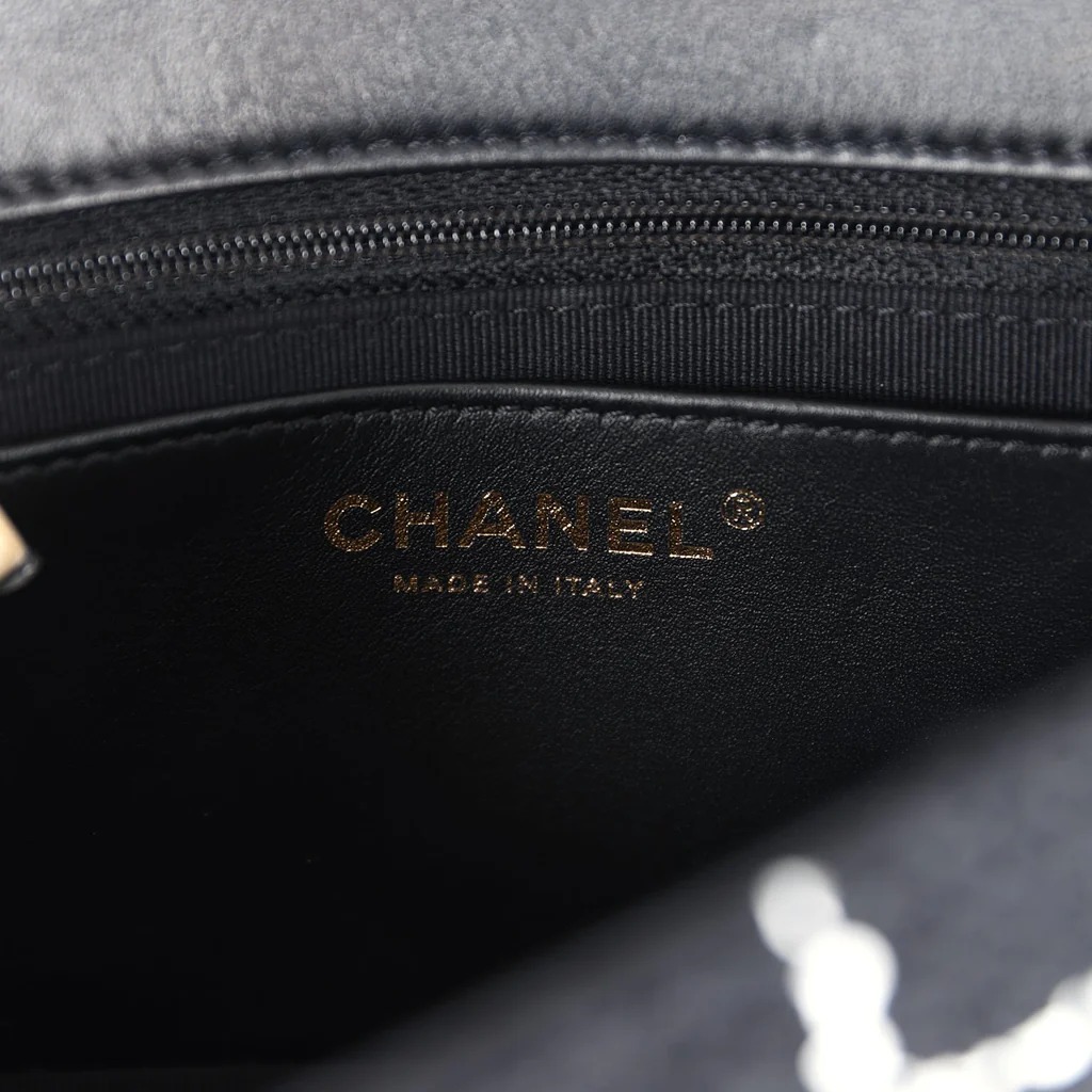 Túi Chanel Mini Pearl Crush Square Flap