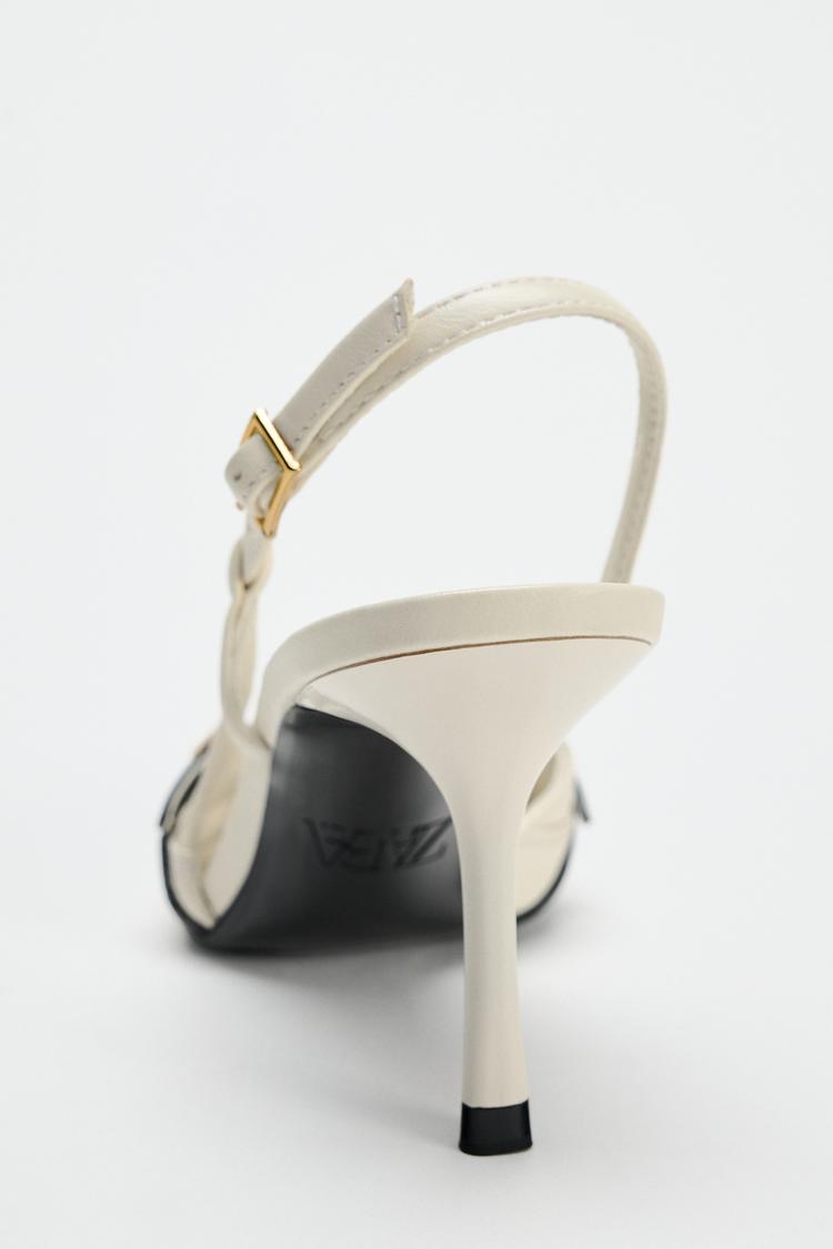 BUCKLE STRAP HEELS